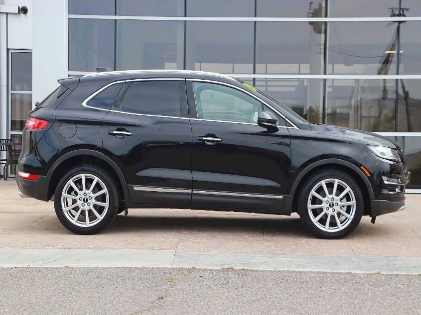 2019 LINCOLN MKC RESERVE 5LMCJ3C93KUL46473