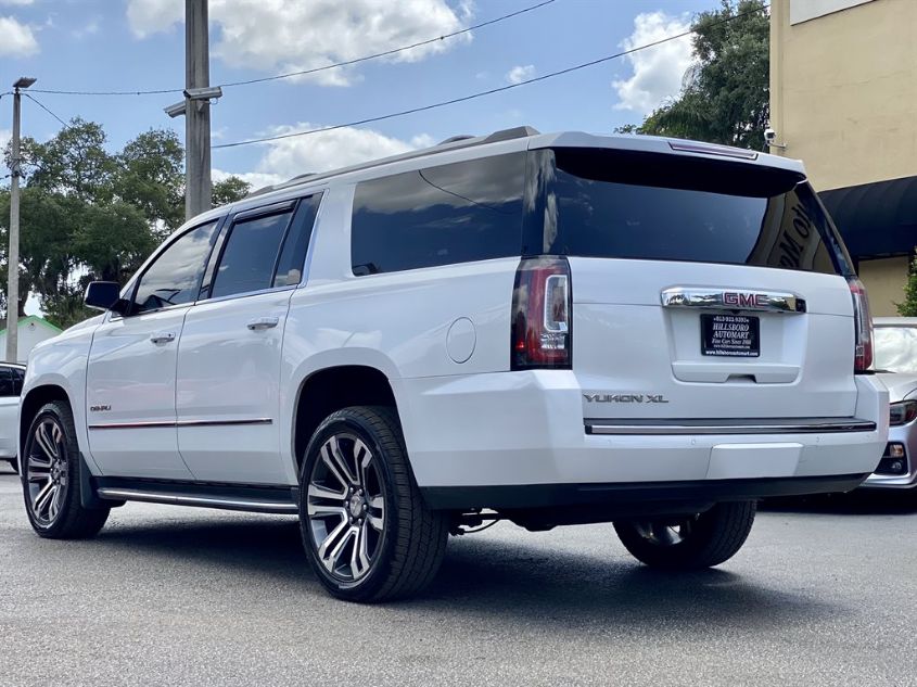 2017 GMC YUKON XL DENALI 1GKS2HKJ1HR377035