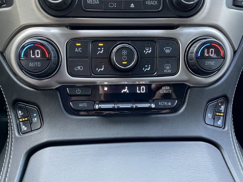2017 GMC YUKON XL DENALI 1GKS2HKJ1HR377035