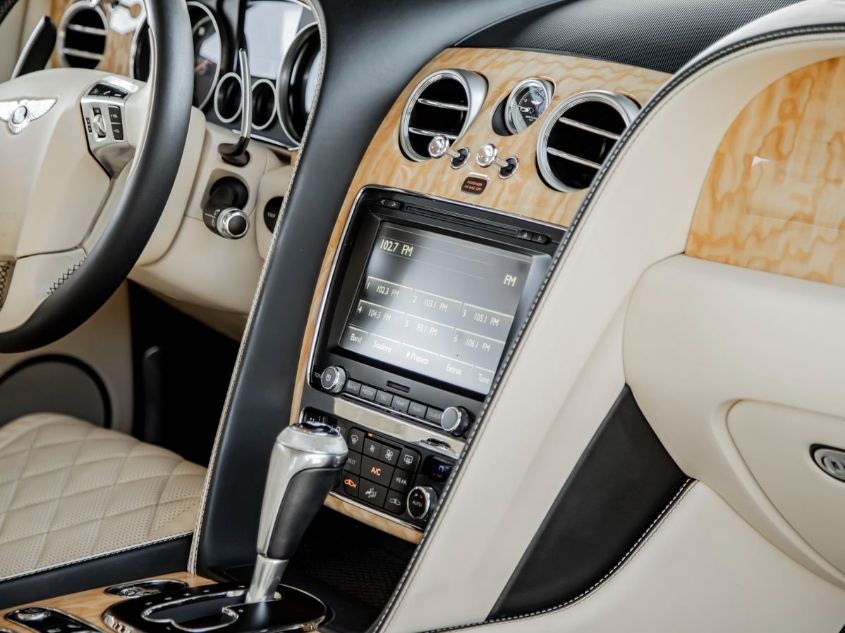 2016 BENTLEY CONTINENTAL GT V8 SCBGT3ZA2GC051014