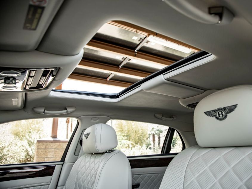 2018 BENTLEY FLYING SPUR W12 SCBEC9ZA2JC070647
