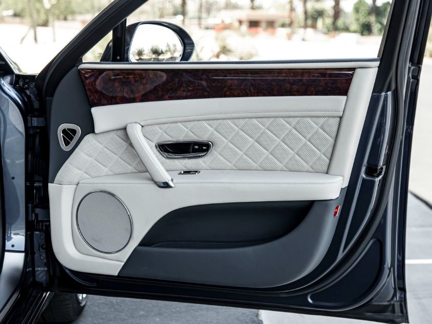 2018 BENTLEY FLYING SPUR W12 SCBEC9ZA2JC070647