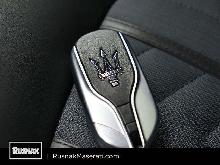 2018 MASERATI LEVANTE S GRANLUSSO ZN661YUL0JX297465
