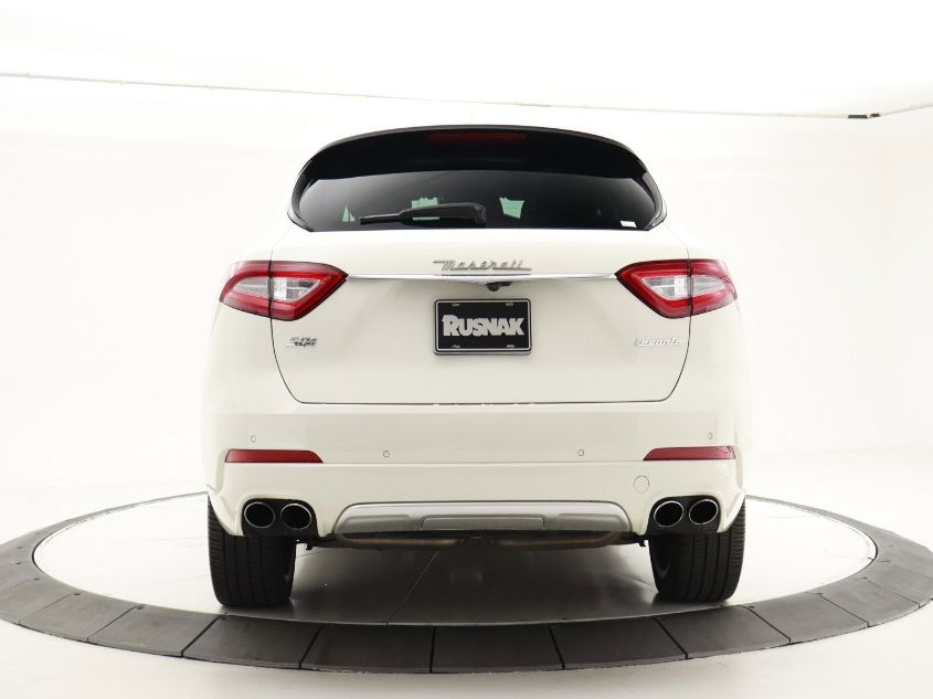 2018 MASERATI LEVANTE S GRANLUSSO ZN661YUL0JX297465
