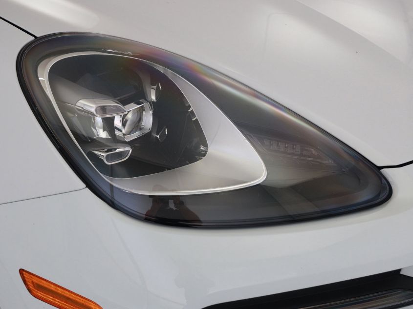 2019 PORSCHE CAYENNE WP1AA2AY5KDA15654