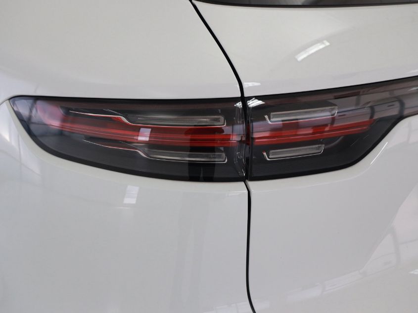 2019 PORSCHE CAYENNE WP1AA2AY5KDA15654