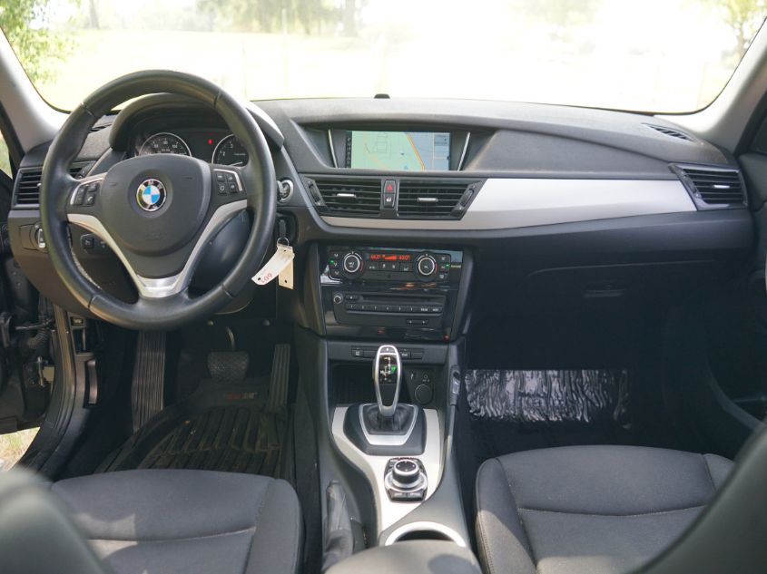 2015 BMW X1 SDRIVE28I WBAVM1C54FV319529