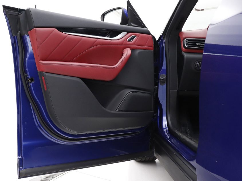 2019 MASERATI LEVANTE S ZN661YUA5KX314566