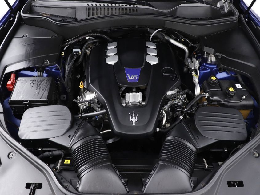 2019 MASERATI LEVANTE S ZN661YUA5KX314566