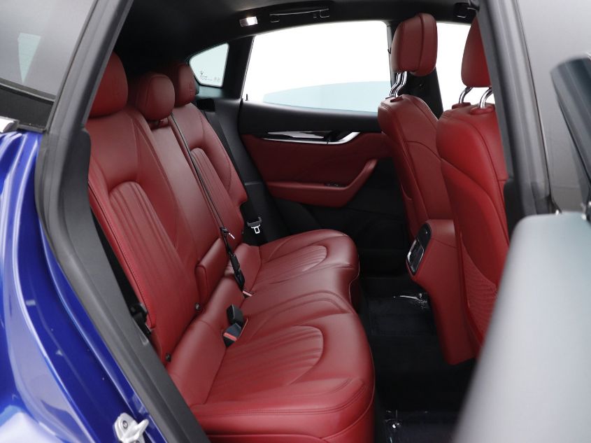 2019 MASERATI LEVANTE S ZN661YUA5KX314566
