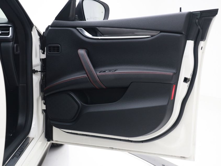 2021 MASERATI GHIBLI ZAM57XSA1M1360776
