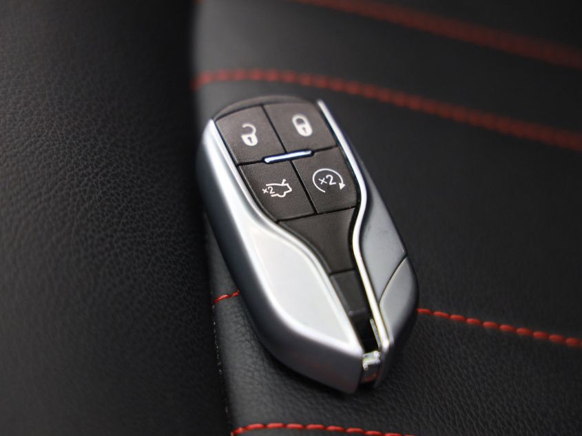 2021 MASERATI GHIBLI ZAM57XSA1M1360776