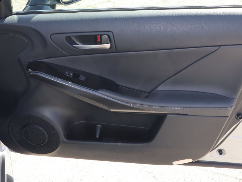 2021 LEXUS IS IS 300 JTHA81F28M5045075