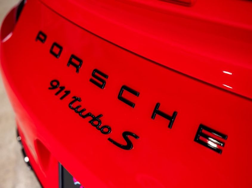 2017 PORSCHE 911 TURBO WP0AD2A94HS167267