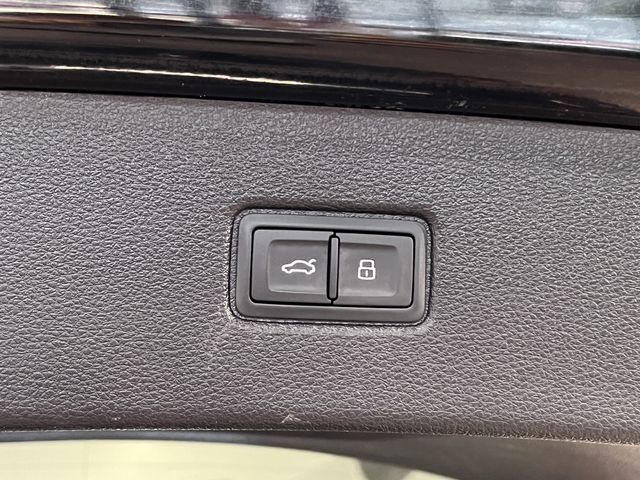 2021 AUDI Q7 PREMIUM PLUS WA1LXAF77MD012433