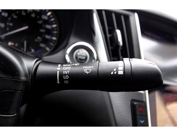 2019 INFINITI Q60 3.0T LUXE JN1EV7EK5KM230738