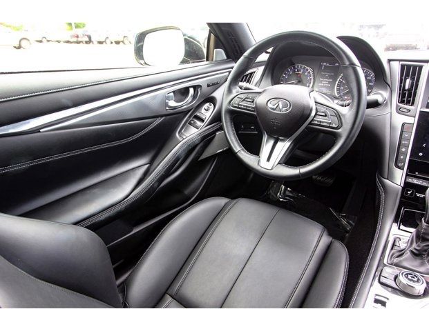 2019 INFINITI Q60 3.0T LUXE JN1EV7EK5KM230738