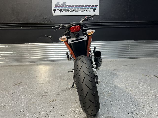 2017 KTM 690 DUKE VBKLDV40XHM702791