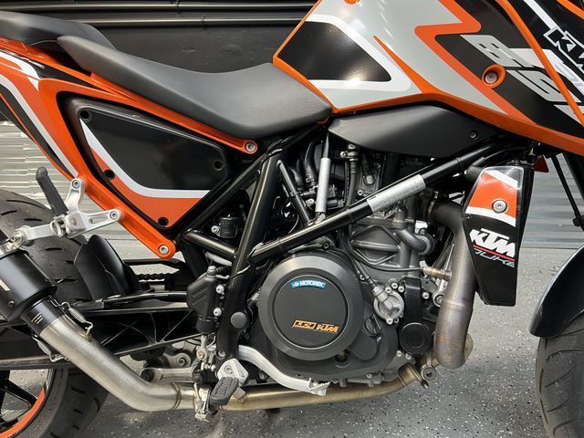 2017 KTM 690 DUKE VBKLDV40XHM702791