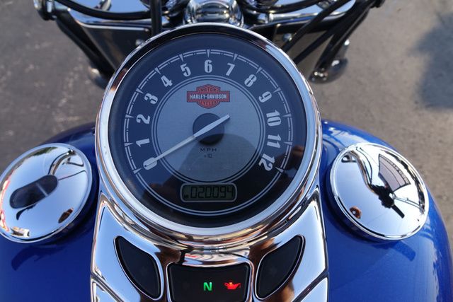 2015 HARLEY-DAVIDSON FLSTC HERITAGE SOFTAIL CLASSIC 1HD1BWV12FB033497