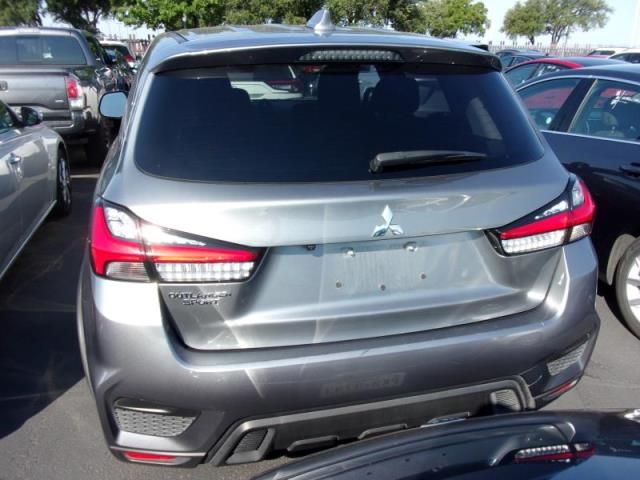 2021 MITSUBISHI OUTLANDER SPORT ES/LE/BE/S JA4APUAU8MU029165