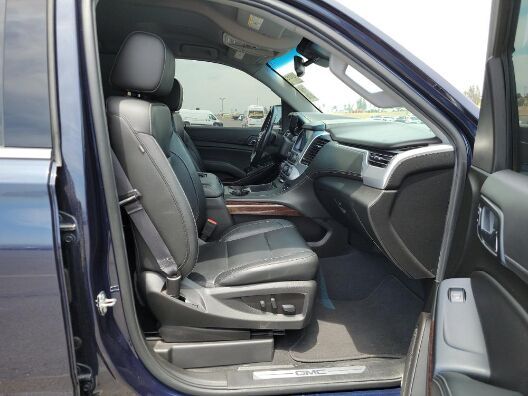 2019 GMC YUKON XL SLT 1GKS2GKC6KR268072