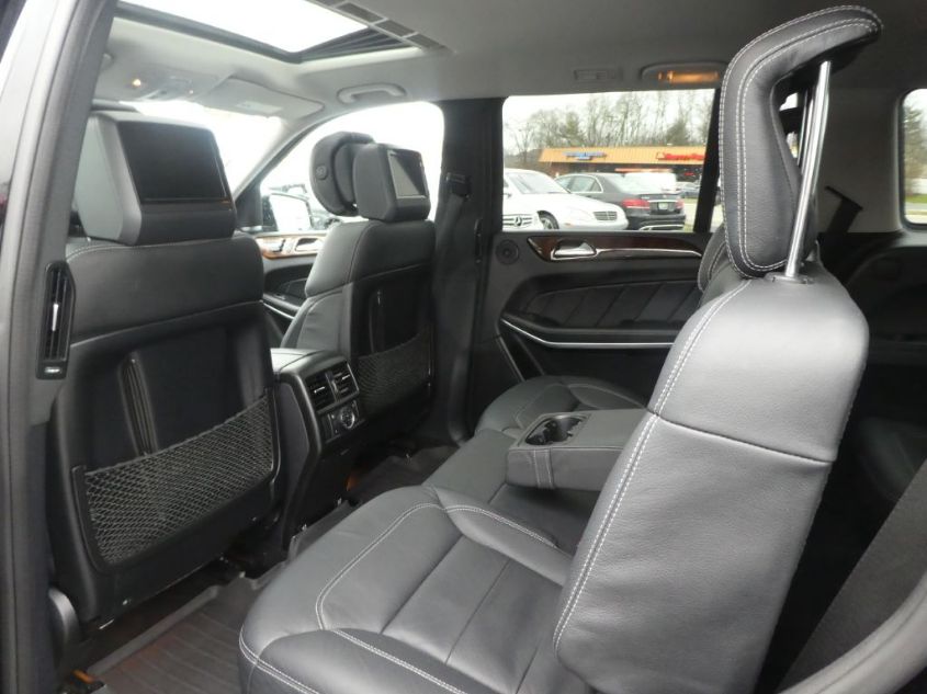 2015 MERCEDES-BENZ GL-CLASS GL 550 4JGDF7DE8FA440626