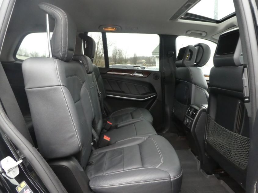 2015 MERCEDES-BENZ GL-CLASS GL 550 4JGDF7DE8FA440626