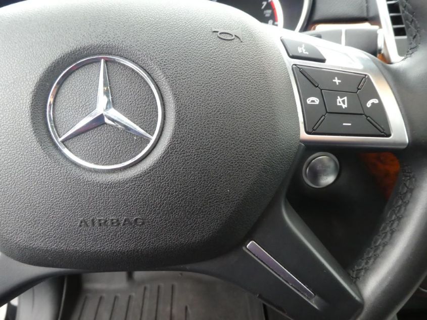 2015 MERCEDES-BENZ GL-CLASS GL 550 4JGDF7DE8FA440626