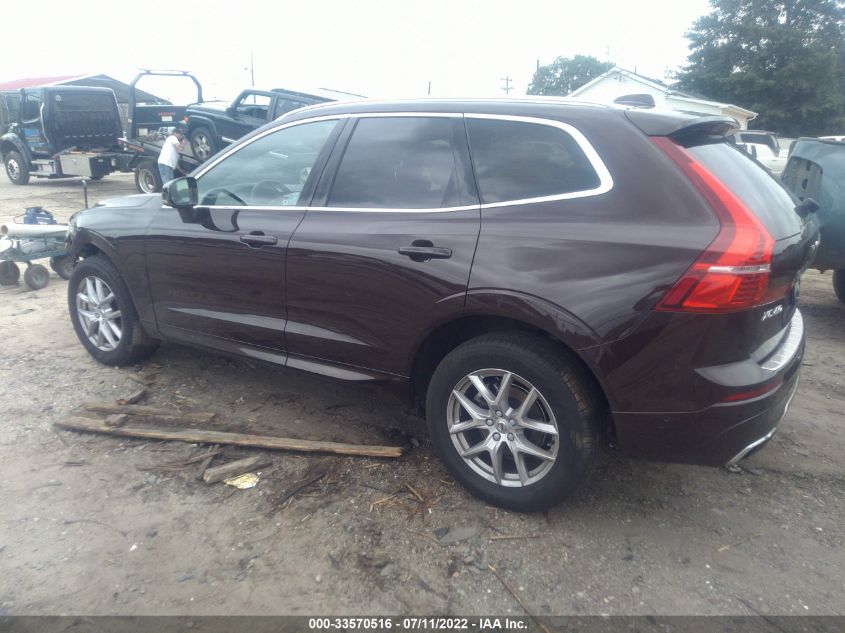 2018 VOLVO XC60 MOMENTUM LYV102RK6JB105666
