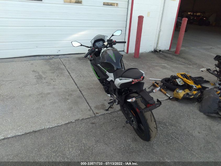 2022 KAWASAKI EX650 M ML5EXEM10NDA67387