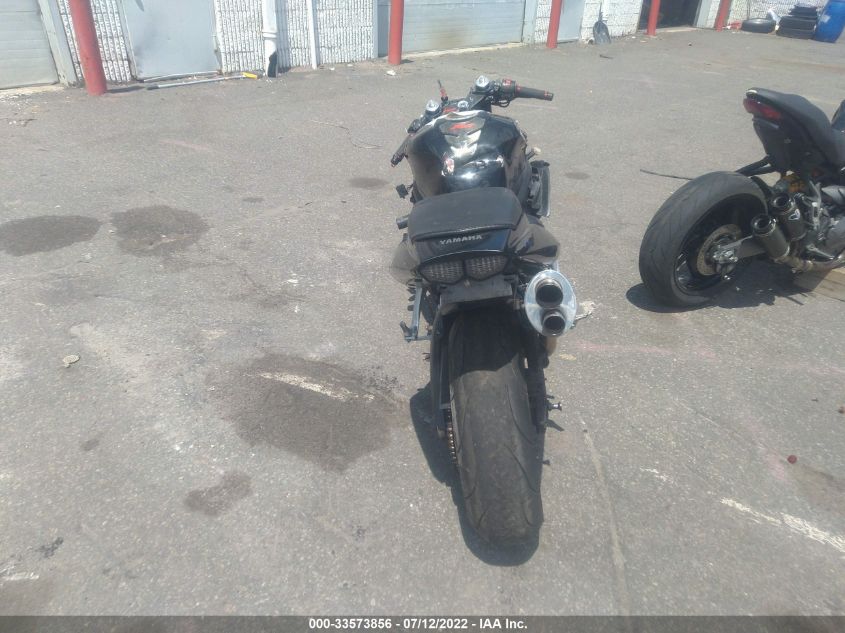 2005 YAMAHA YZFR6 L JYARJ06E45A020577