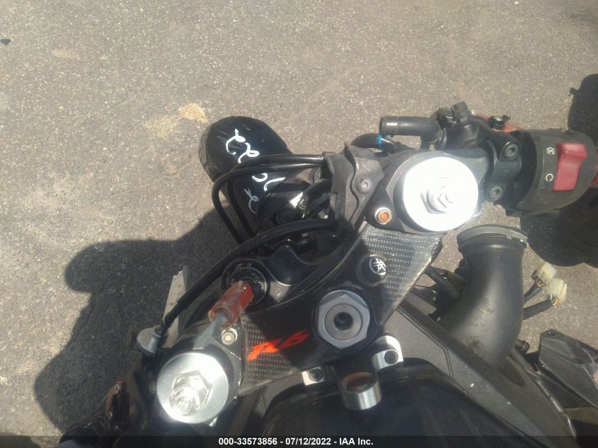 2005 YAMAHA YZFR6 L JYARJ06E45A020577
