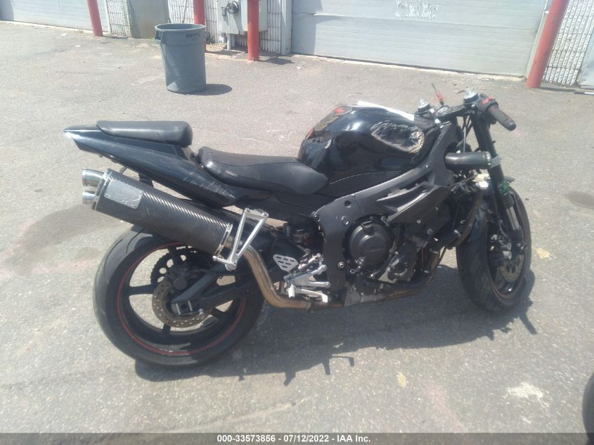 2005 YAMAHA YZFR6 L JYARJ06E45A020577