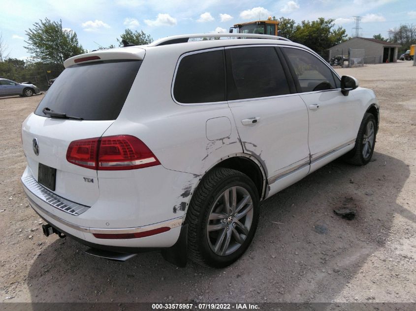 2015 VOLKSWAGEN TOUAREG LUX WVGEP9BPXFD006675