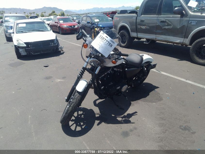 2018 HARLEY-DAVIDSON XL883 IRON 883 1HD4LE231JC413492