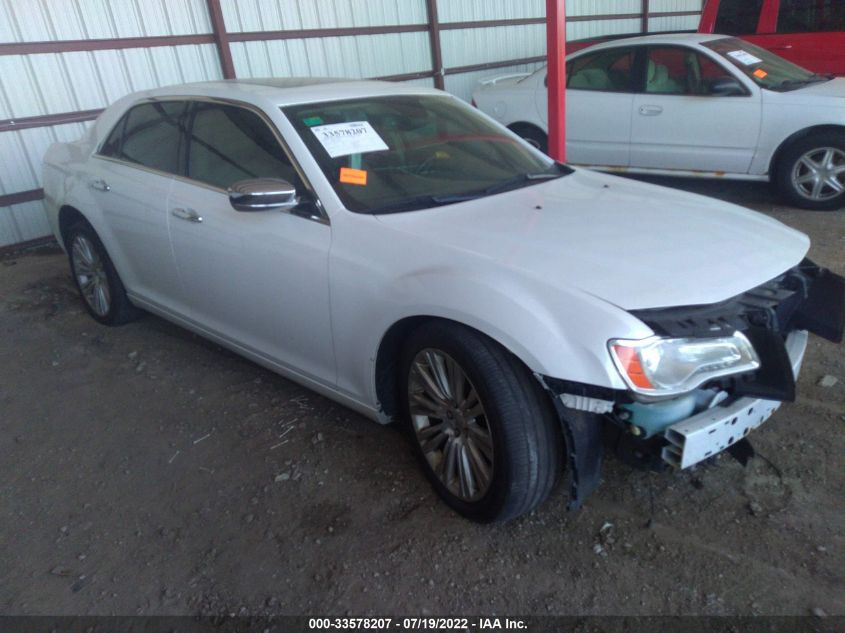 2013 CHRYSLER 300C - 2C3CCAET4DH683789