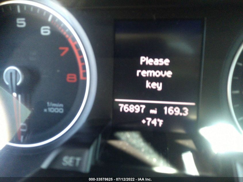 2013 AUDI A4 PREMIUM WAUBFAFL6DN006244
