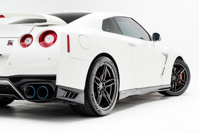 2017 NISSAN GT-R PREMIUM JN1AR5EF4HM820741
