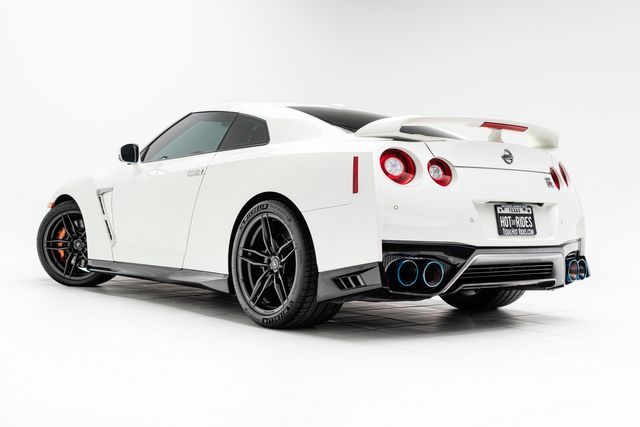 2017 NISSAN GT-R PREMIUM JN1AR5EF4HM820741