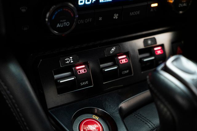 2017 NISSAN GT-R PREMIUM JN1AR5EF4HM820741