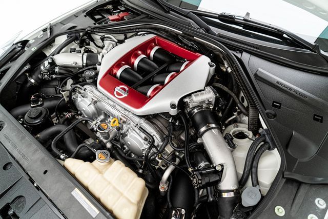 2017 NISSAN GT-R PREMIUM JN1AR5EF4HM820741