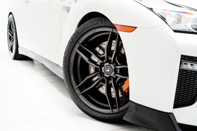 2017 NISSAN GT-R PREMIUM JN1AR5EF4HM820741
