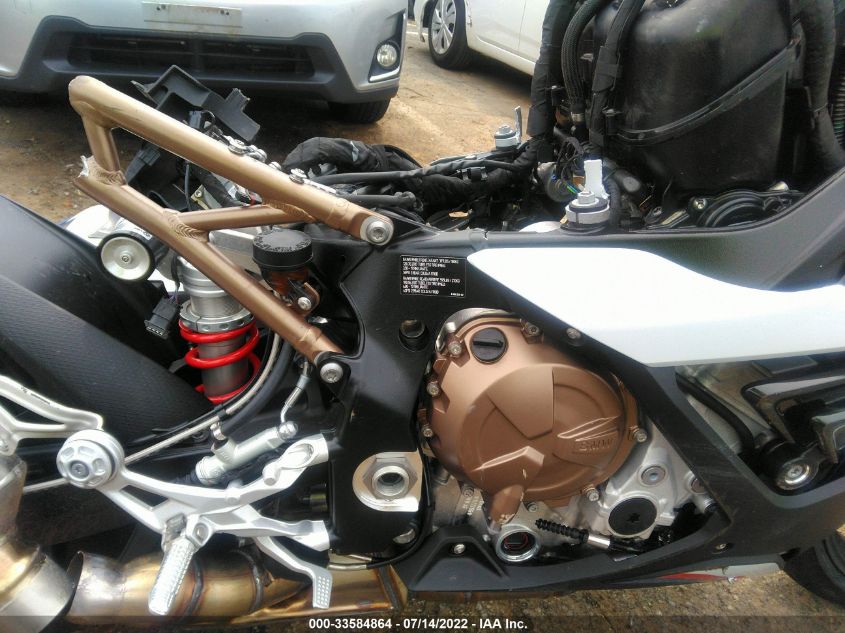 2022 BMW S 1000 RR WB10E2300N6F76541