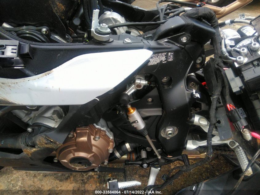 2022 BMW S 1000 RR WB10E2300N6F76541