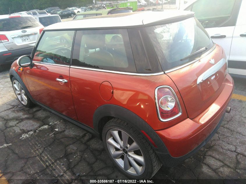 2013 MINI COOPER HARDTOP WMWSU3C54DT690276