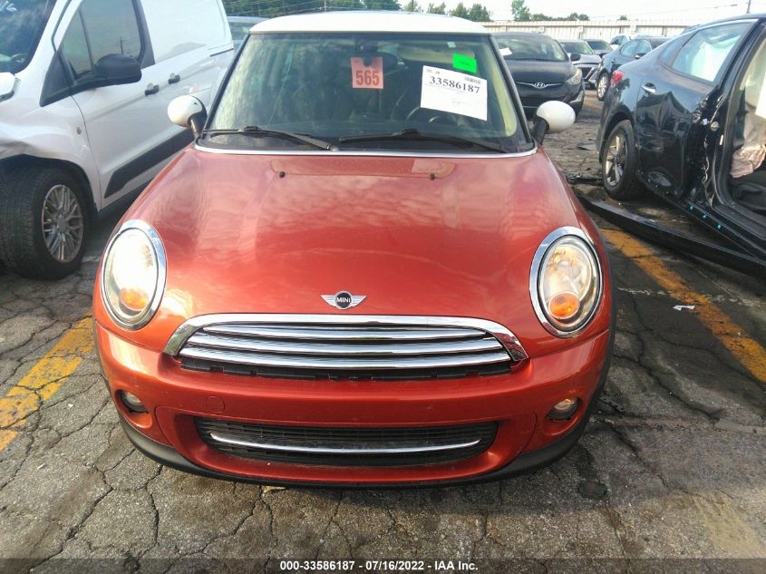 2013 MINI COOPER HARDTOP WMWSU3C54DT690276