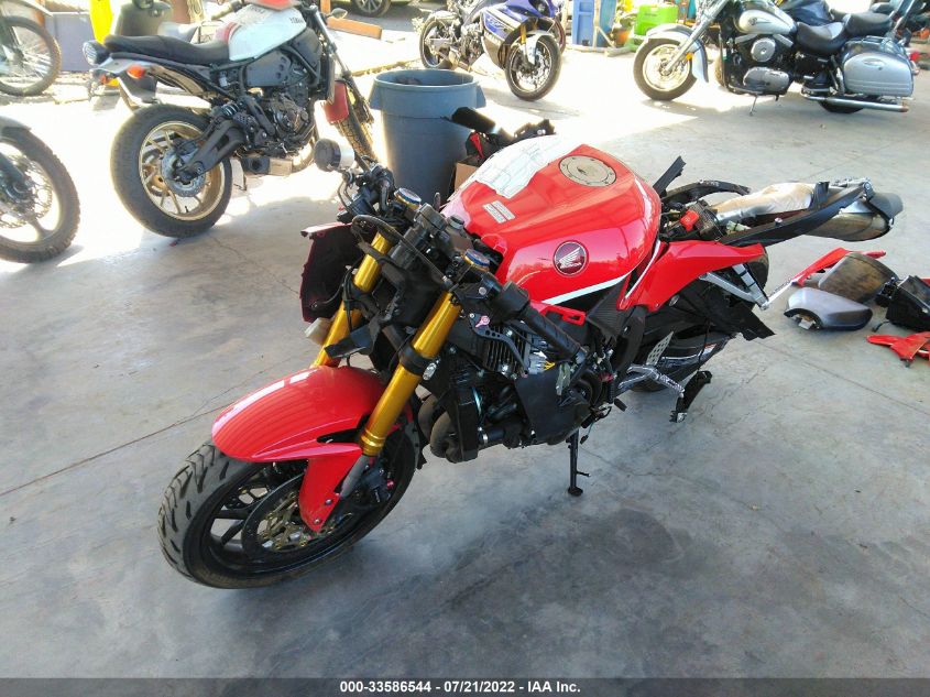 2017 HONDA CBR600 RR JH2PC40J0HK300022