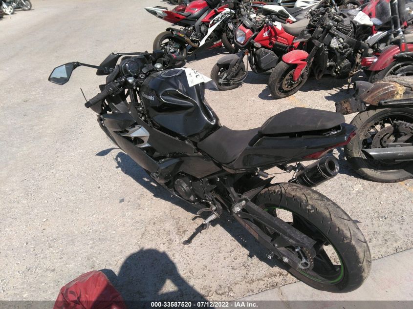2022 KAWASAKI EX400 JKAEXKG11NDAG4701