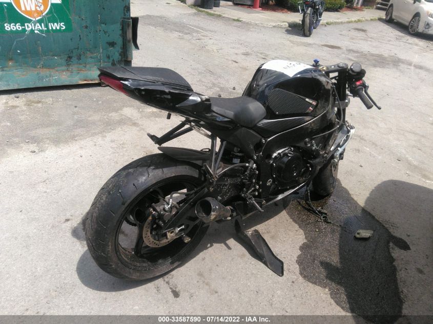 2020 SUZUKI GSX-R600 JS1GN7FA1L7100249
